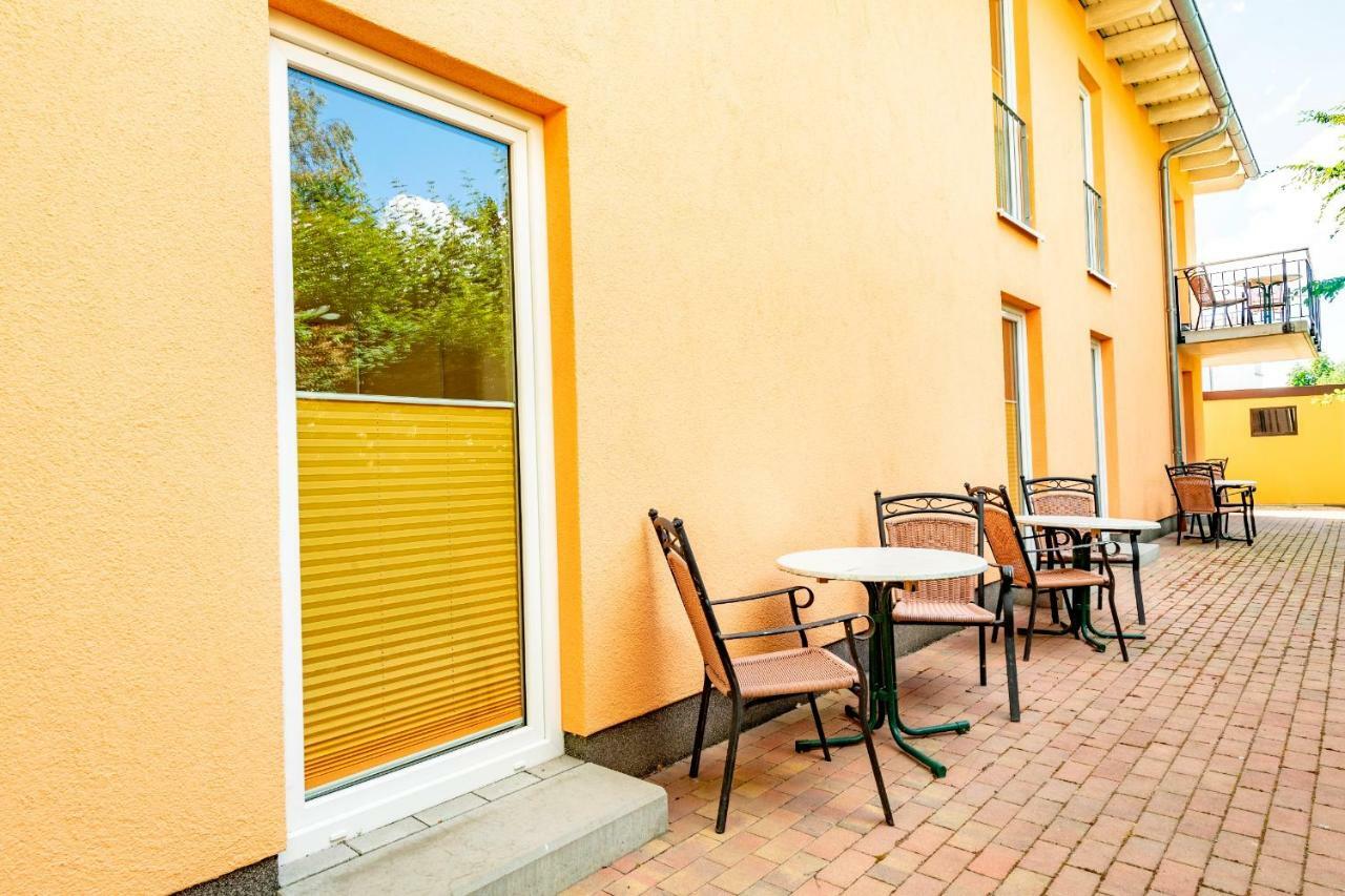 Villa Mia Whg 2 Mit Terrasse, Eg 1 Raum Wohnung Гёрен Экстерьер фото